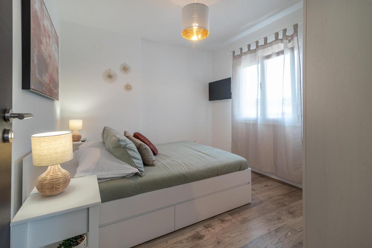 Beach Apartman Marela Slatine Extérieur photo
