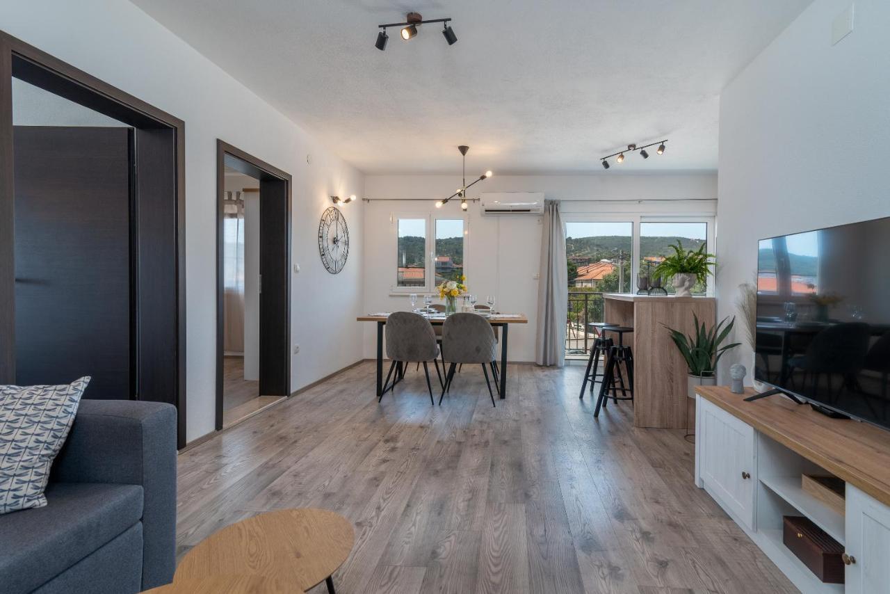 Beach Apartman Marela Slatine Extérieur photo